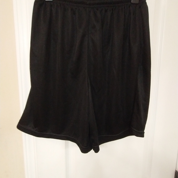 Bundle Of 3 For $9 Soffe Black Mesh Shorts With Lining - Picture 6 of 9